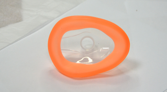 雙色模具設(shè)計(jì)比單色模具復(fù)雜在哪？